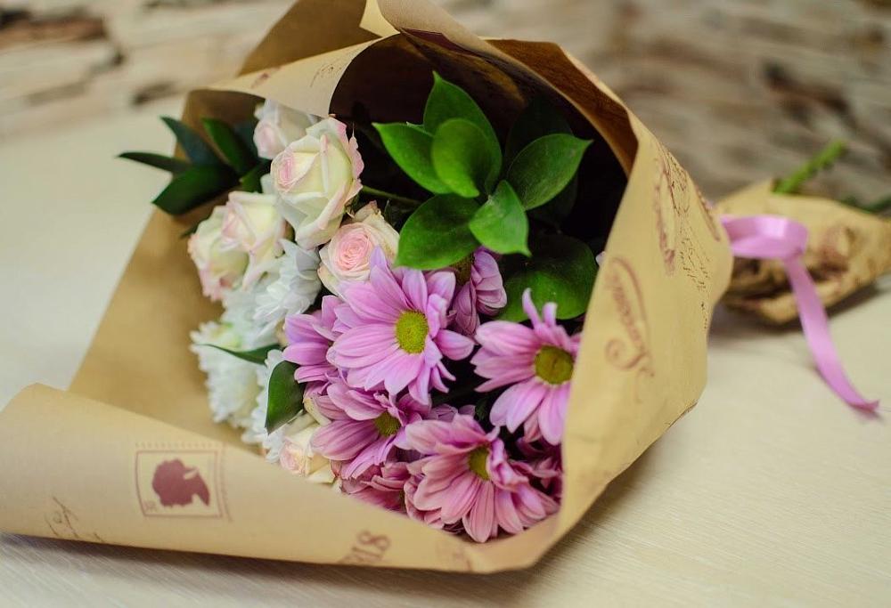 Букет цветов из: Розы и Хризантемы в Аксаково