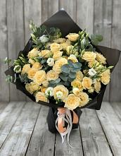Букет цветов из:  Розы и Лизиантусы #REPLACE_PRED# Аксаково