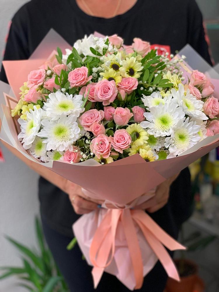 Букет цветов из: Розы и Хризантемы в Аксаково