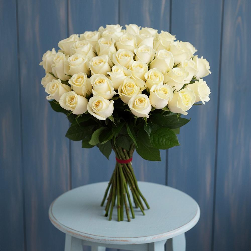 Букет 51 Белая роза Эдлесс Лав в Аксаково