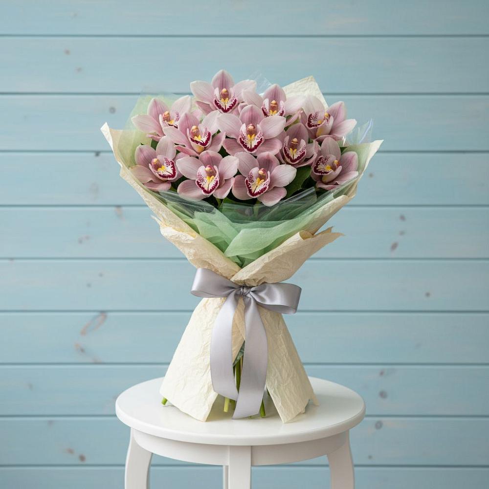 Букет цветов из: Орхидеи и Розы в Аксаково