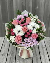 Букет цветов из:  Альстромерии, Гвоздики, Розы и Хризантемы в Аксаково