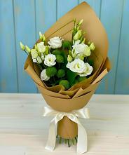 Букет цветов из:  Хризантемы и Лизиантусы #REPLACE_PRED# Аксаково