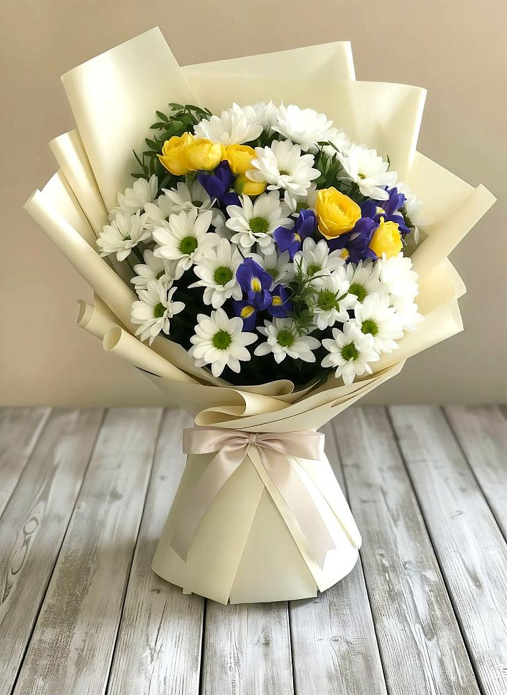 Букет цветов из: Ирисы, Хризантемы и Розы в Аксаково